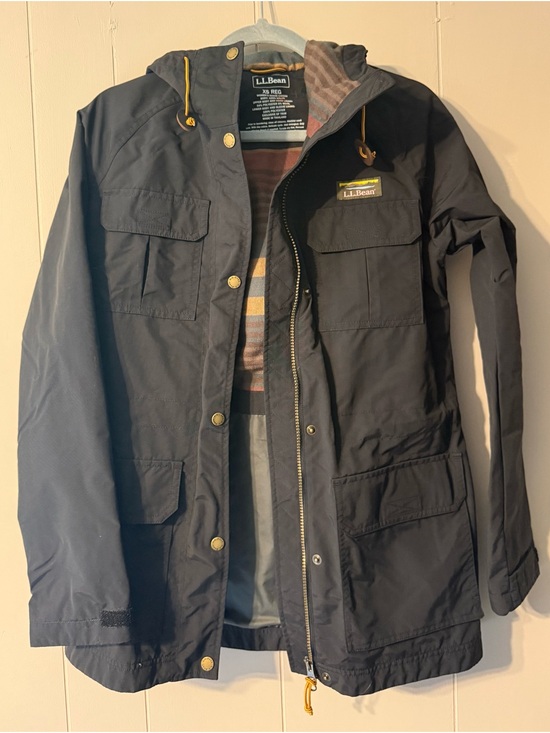 L.L. Bean Jackets & Blazers - L.L.Bean Women’s XS Black Hooded Field Jacket Utility Coat Plaid Lined Hiking
